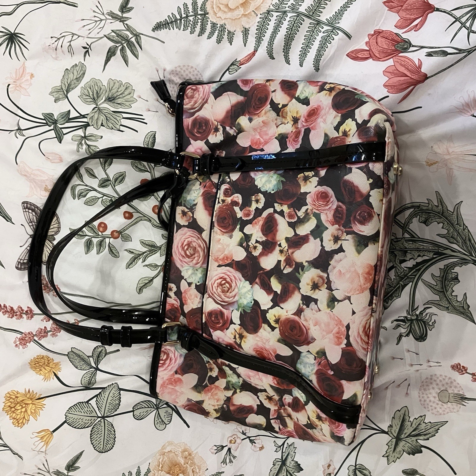 Women’s Floral Multicolor Shoulder Bag Zip Top Black Straps Detachable Strap