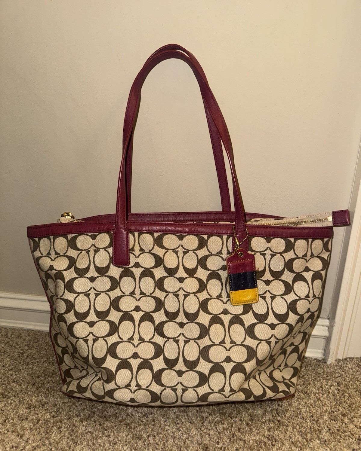 Coach Signature Logo Large Zip Top Tote Beige/Brown Purple Trim Lined Pockets