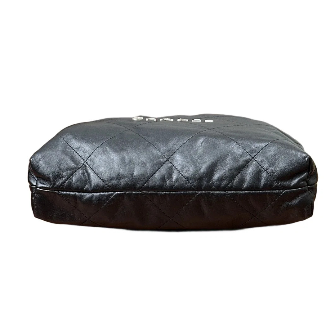 Chanel Quilted Medium 22 Black Calfskin (zz072026b8r)