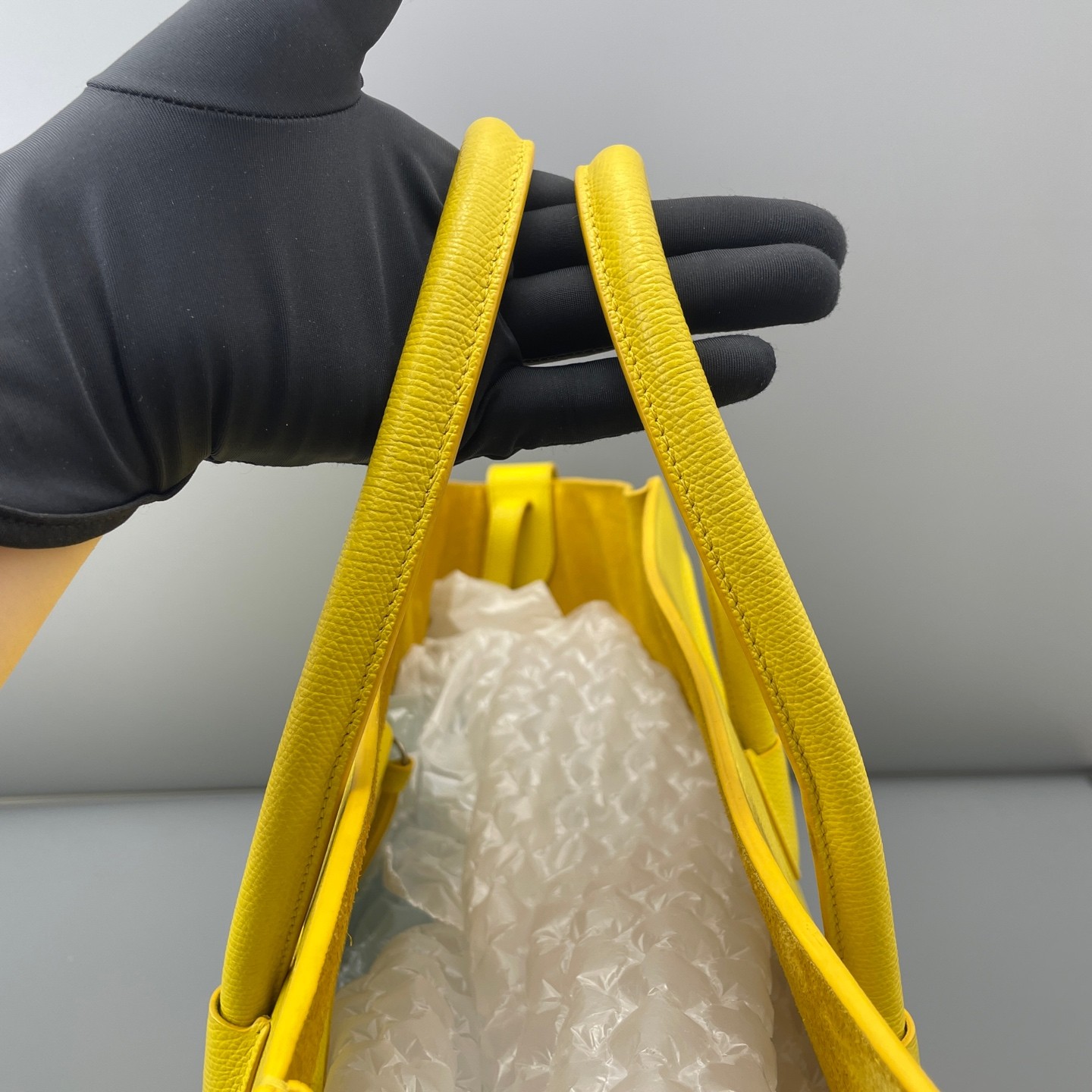 Celine Luggage Phantom L Yellow Grained Calfskin Hand & Shoulder Bag Duty Paid