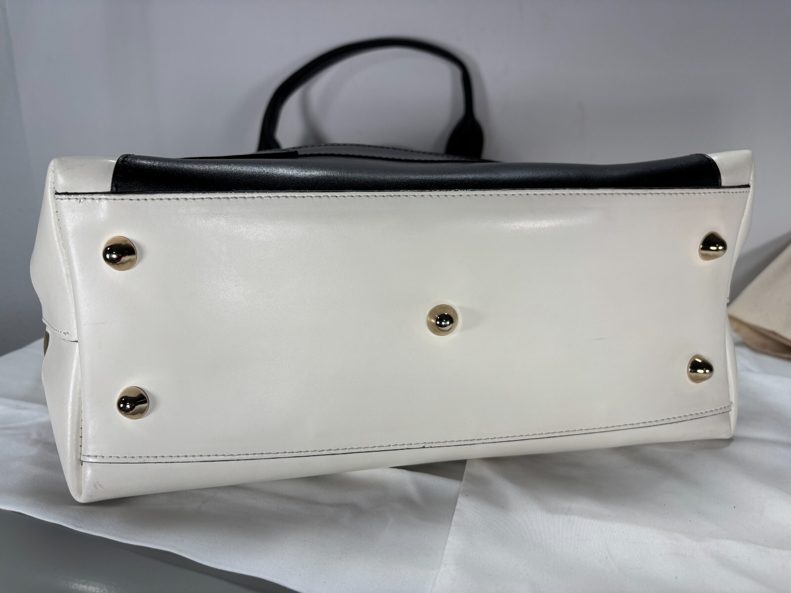 ABELLUCCI MILAN ITALY-NWT $ 475.00 BLACK& WHITE Makes Statement For Any Occasion