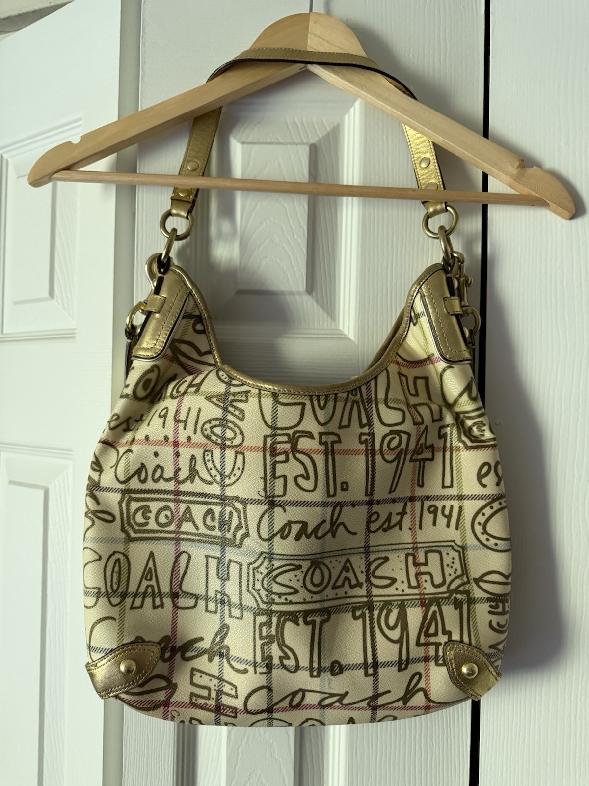 Coach Graphic Logo Print Zip Medium Shoulder Bag Pink Lining Inner Pockets
