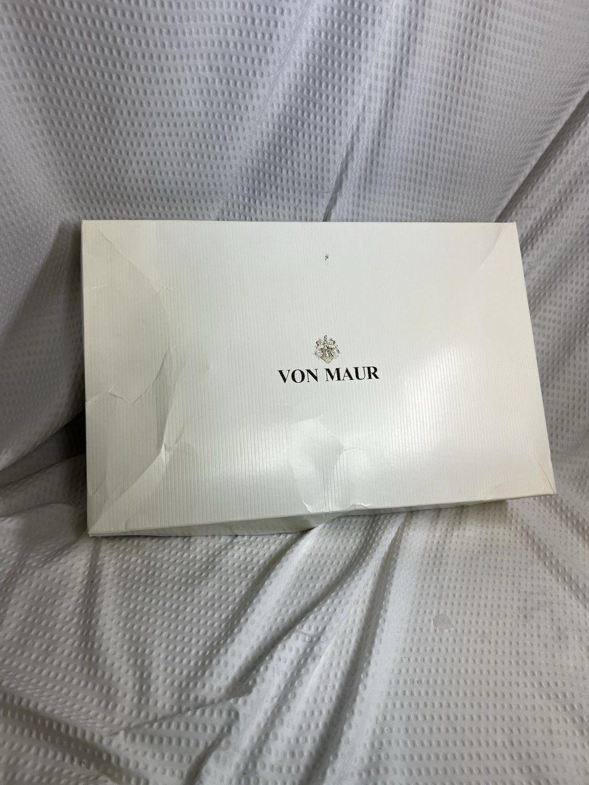 Von Maur Shoulder Wrap With Matching Clutch Purse