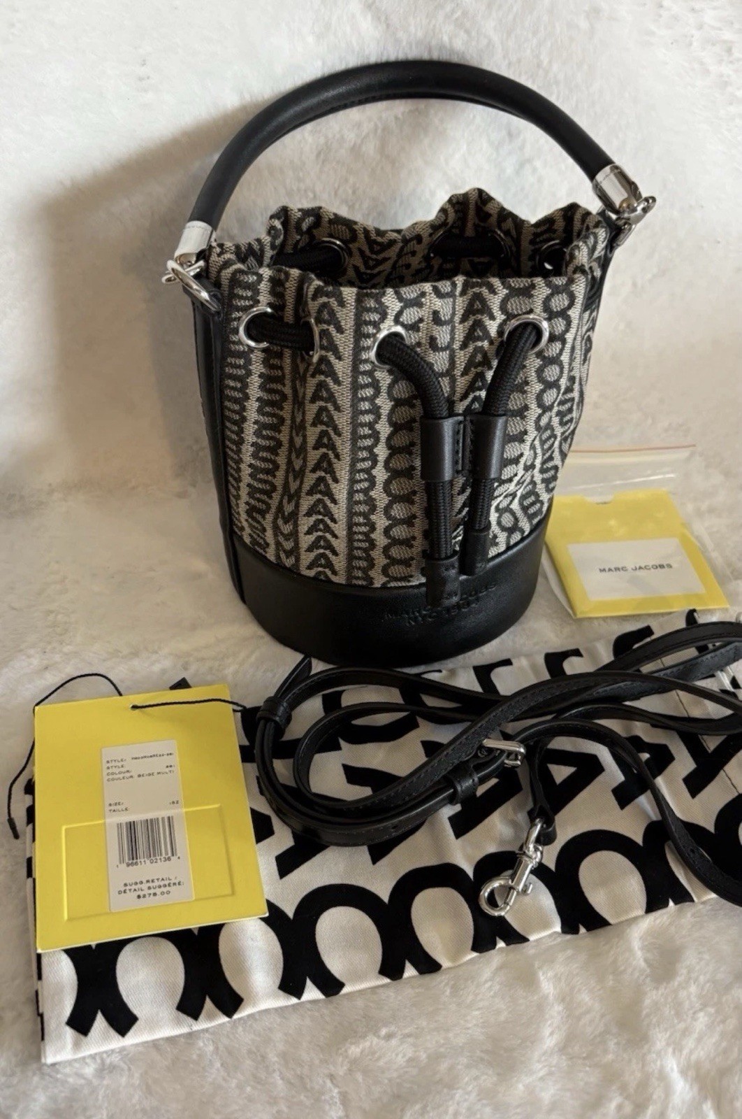 Marc Jacobs mini bag bucket crossbody