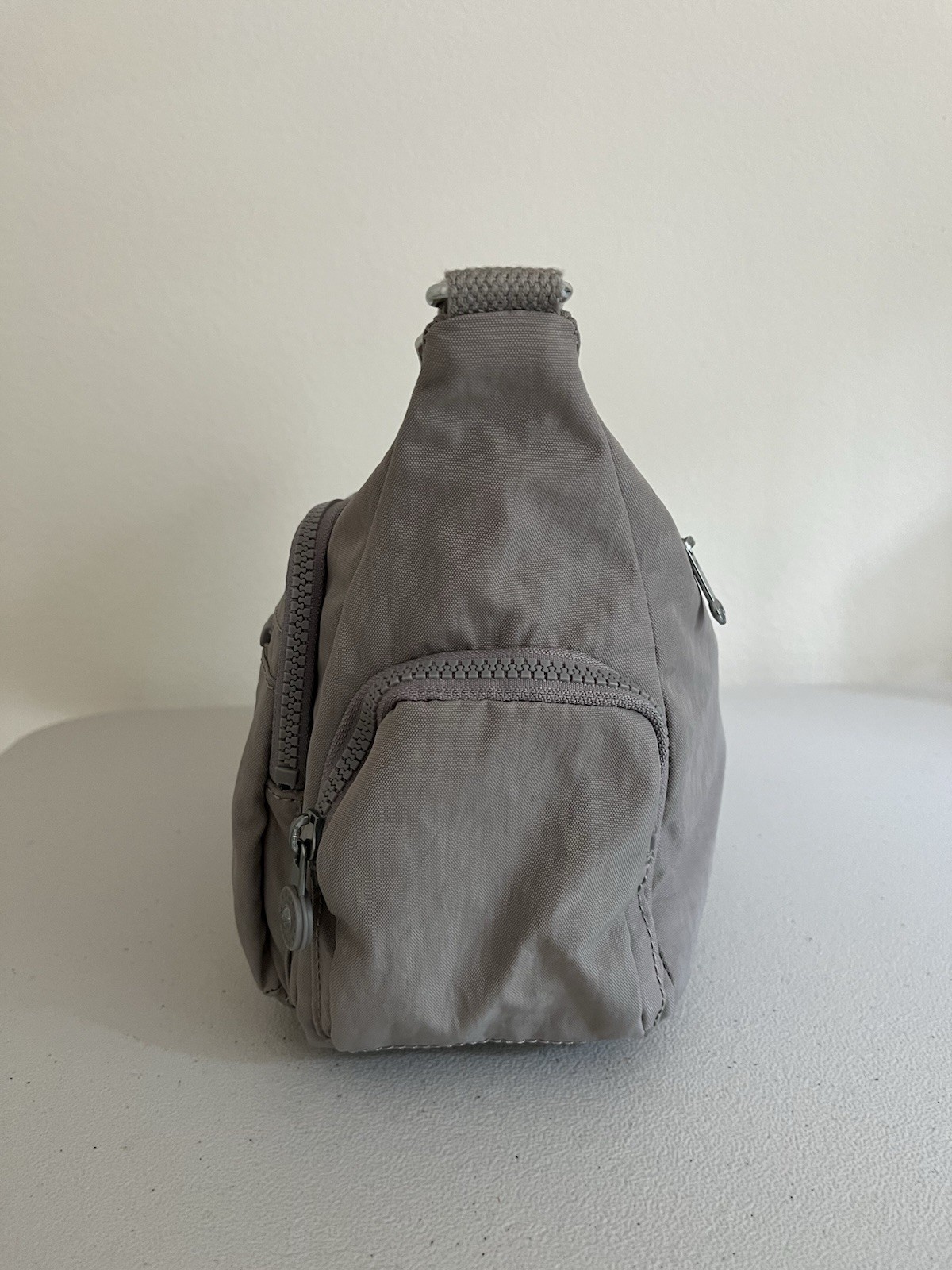 Kipling Gabbie Small S Crossbody Bag in Grey Gris