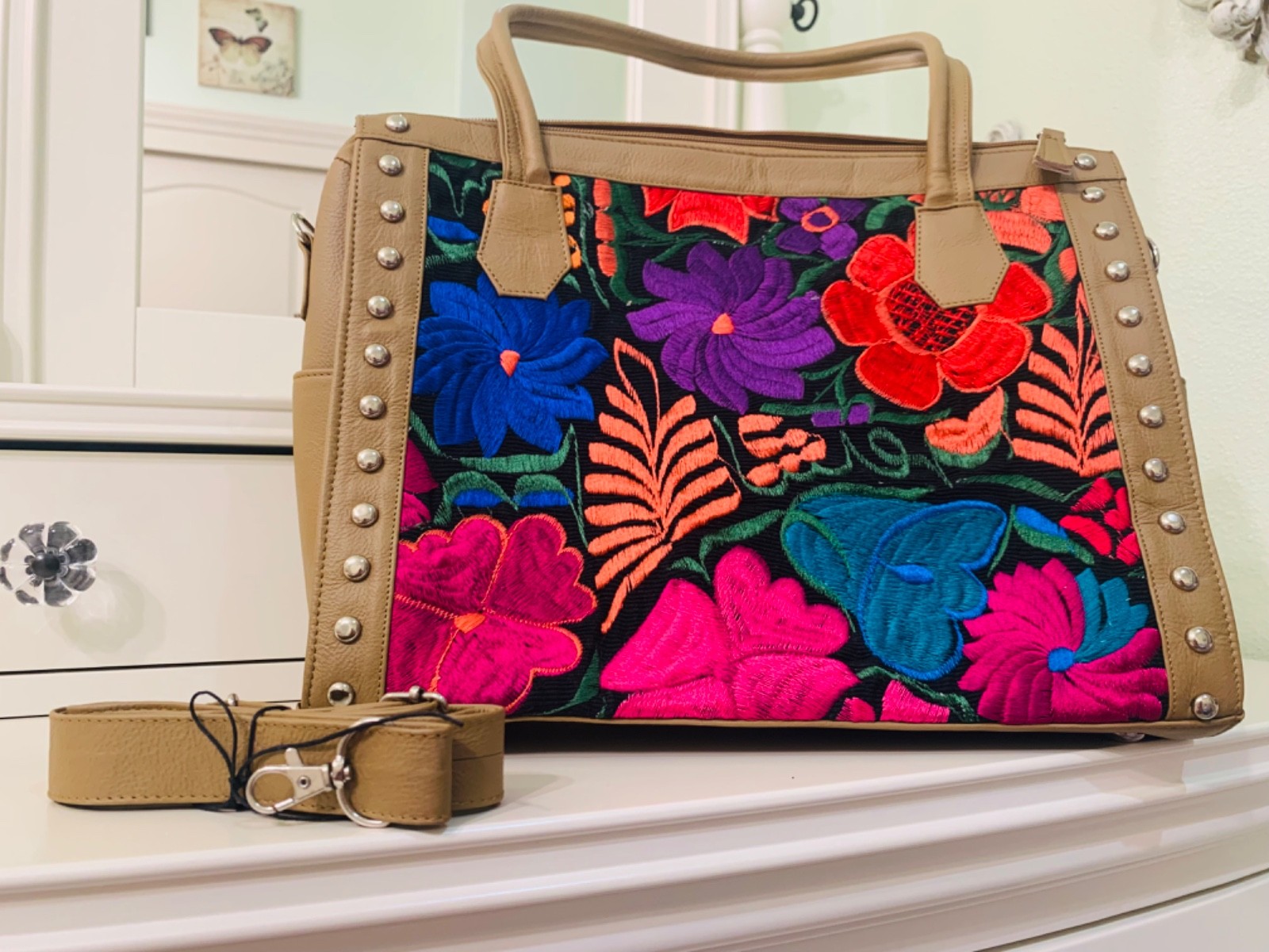 New Tote Bag.Leather. Vibrant Embroidered Floral Pattern. Hazelnut Color.