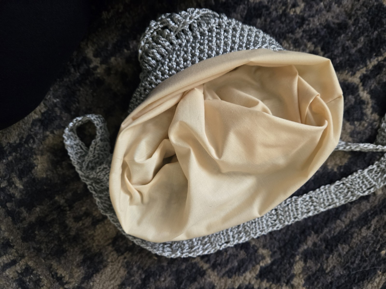 Grey Silver Crocheted Crossbody Purse Bag Satin Lined Open No Closure