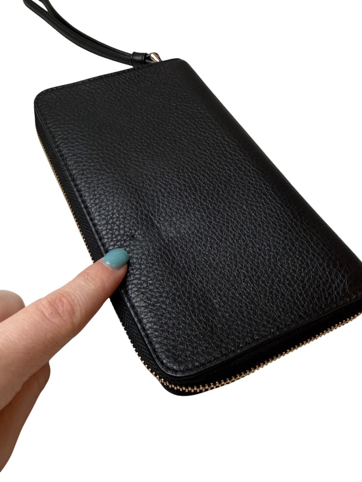 Coach F75908 Horse and Carriage Embossed Black Pebble Leather Wristlet Clutch Ph