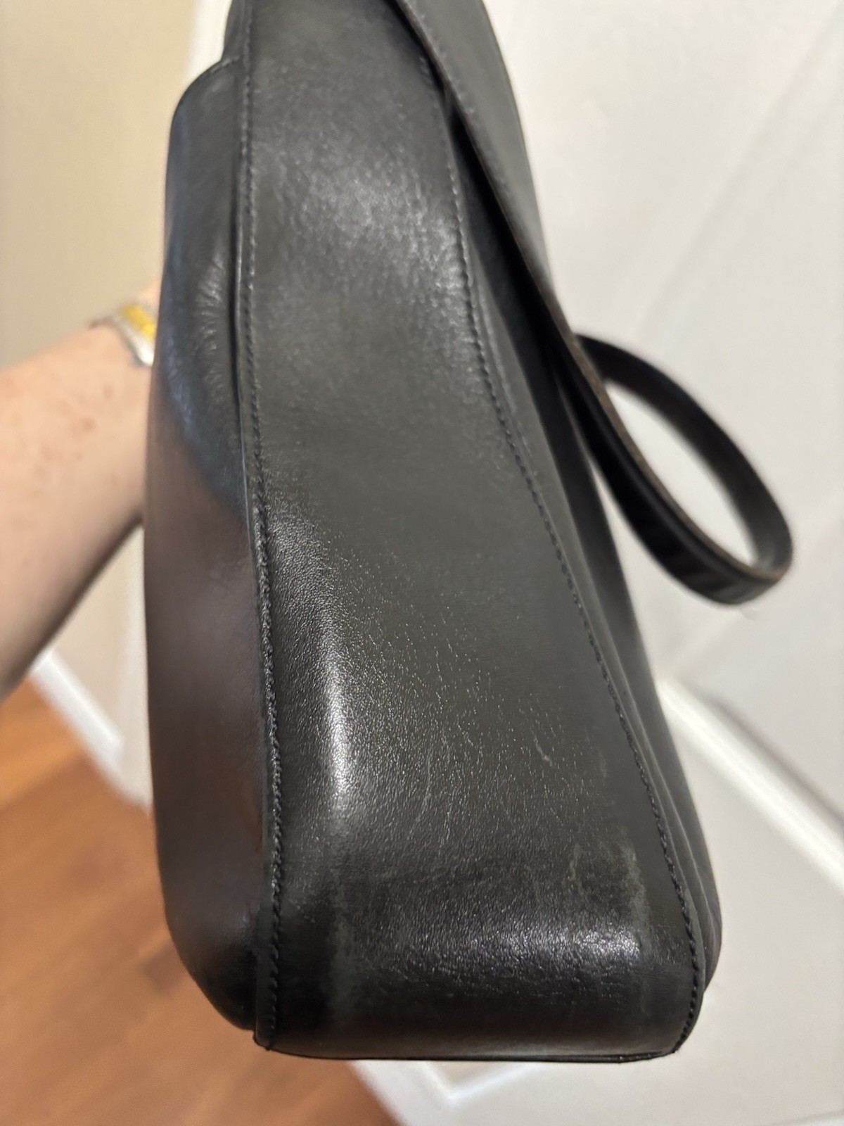 Coach VINTAGE F0D-9180 Whitney MADE IN USA Black Glove Tanned Leather Hobo EUC