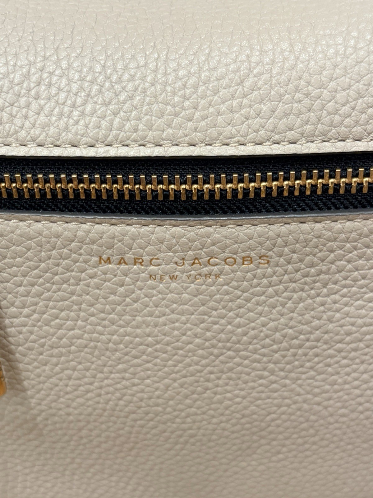 Marc Jacobs Beige Handbag w/ Black & Ivory Canvas Strap Gold Hardware Crossbody