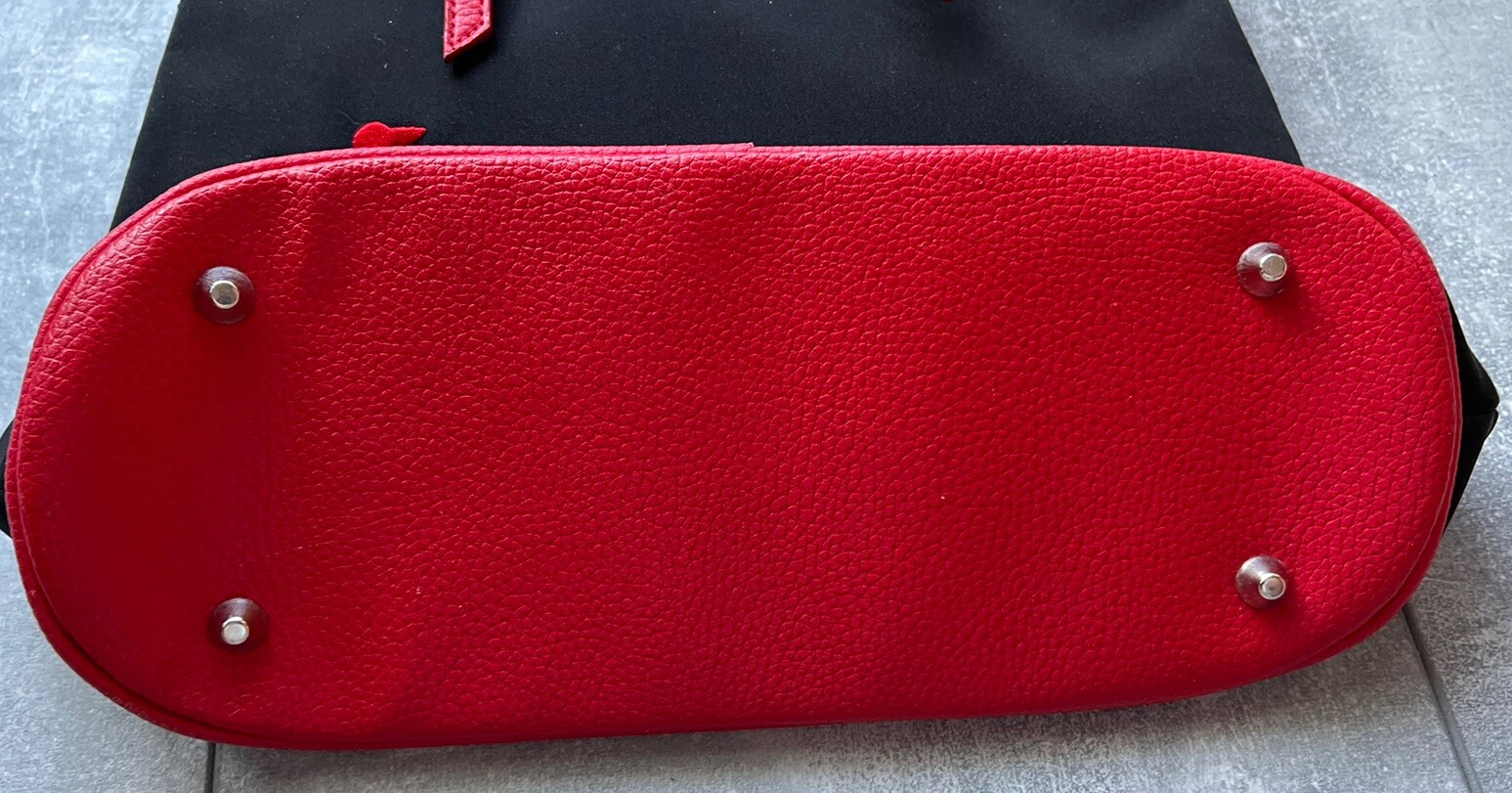 SYDNEY LOVE Hip Chic Embroidered Fashionista Shoulder Bag Purse RED TRIM