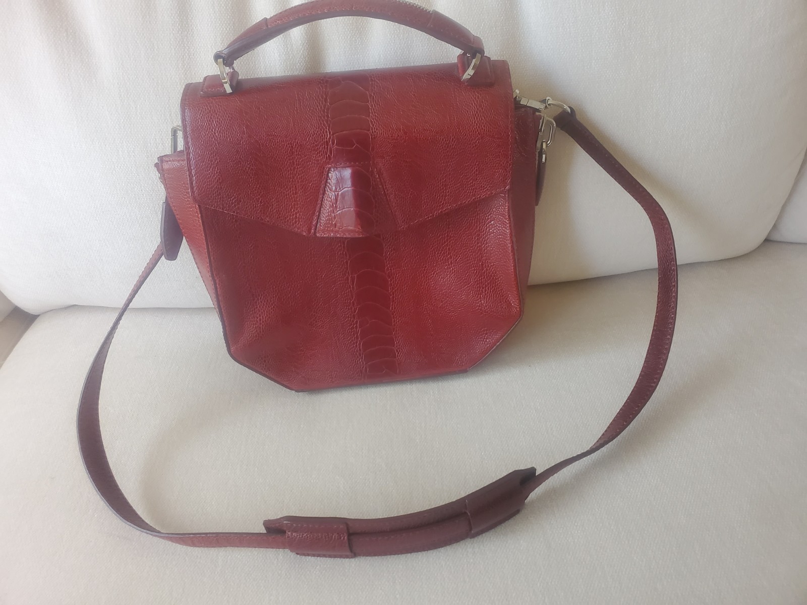 NEW WITH TAGS ALEXANDER WANG DARK RED LEATHER SHOULDER BAG