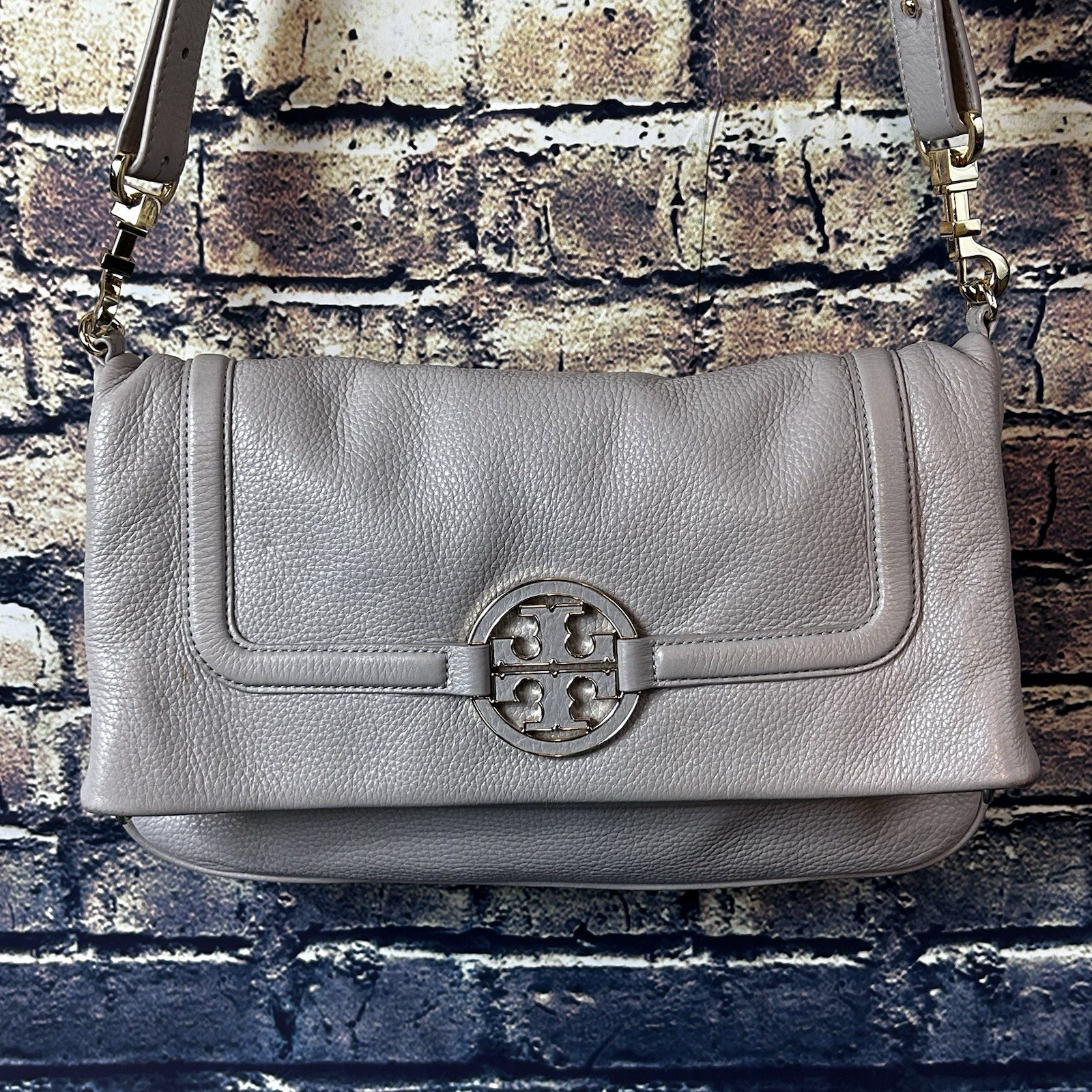 Tory Burch Amanda Fold Over Crossbody Shoulder Bag Purse Gray Leather