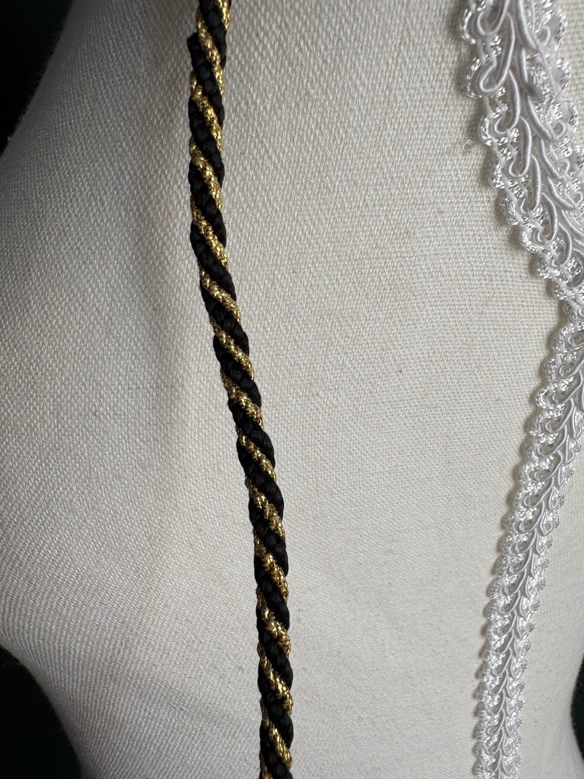 VTG Gold Sequin Evening Crossbody Clutch Purse Black Iridescent Beaded Bag