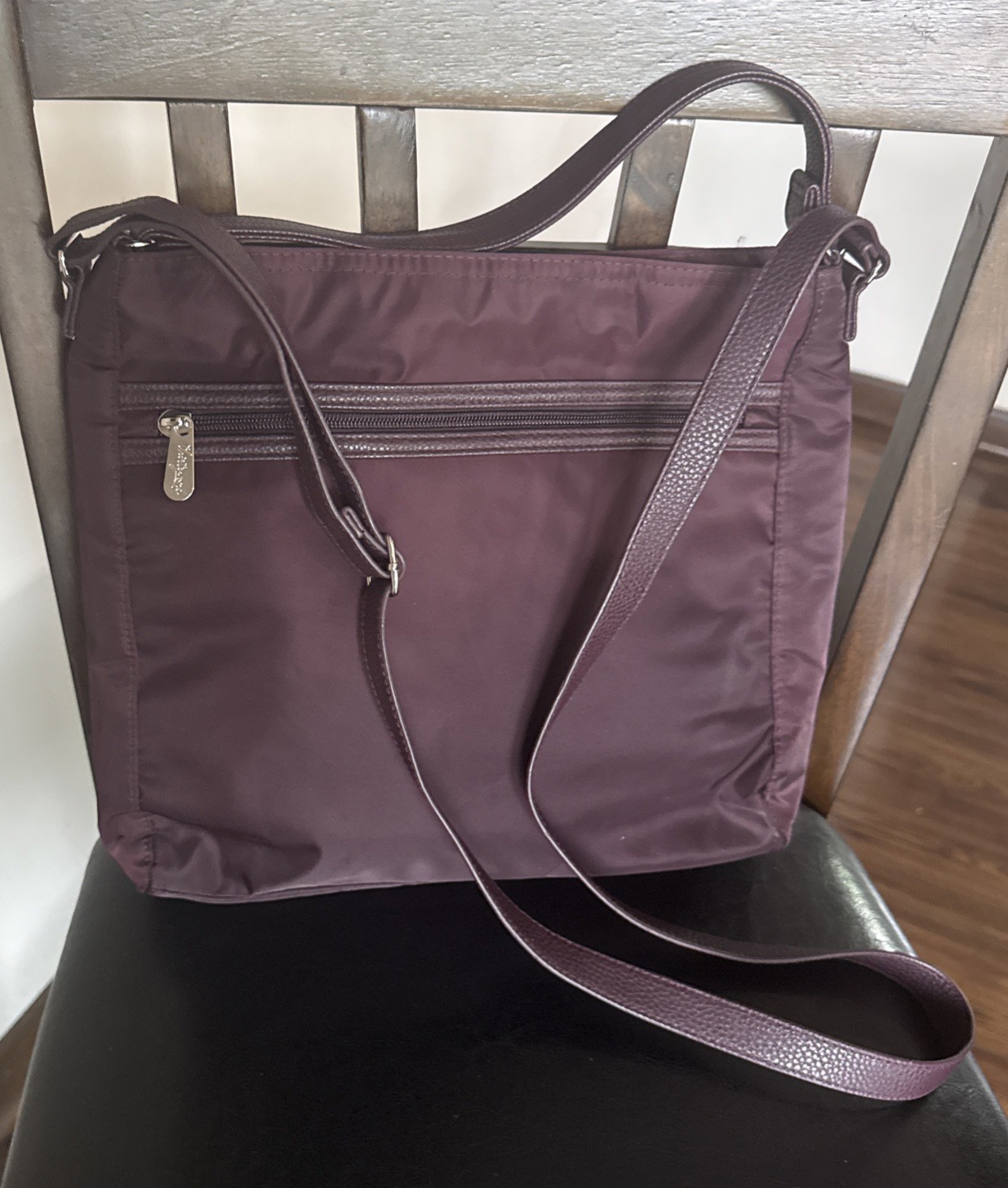 Thirty-One Everything Crossbody Plum Purple Purse Handbag Shoulder Bag Nylon