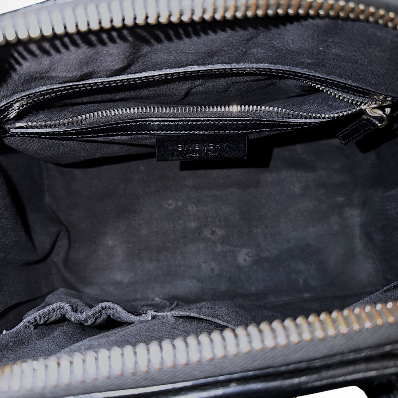 Givenchy Antigona Small Bag In Box Leather Detachable Shoulder Strap