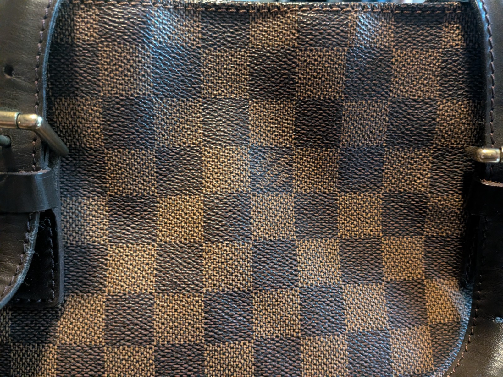 Authentic Luis vuitton Damier Chelsea tote bag