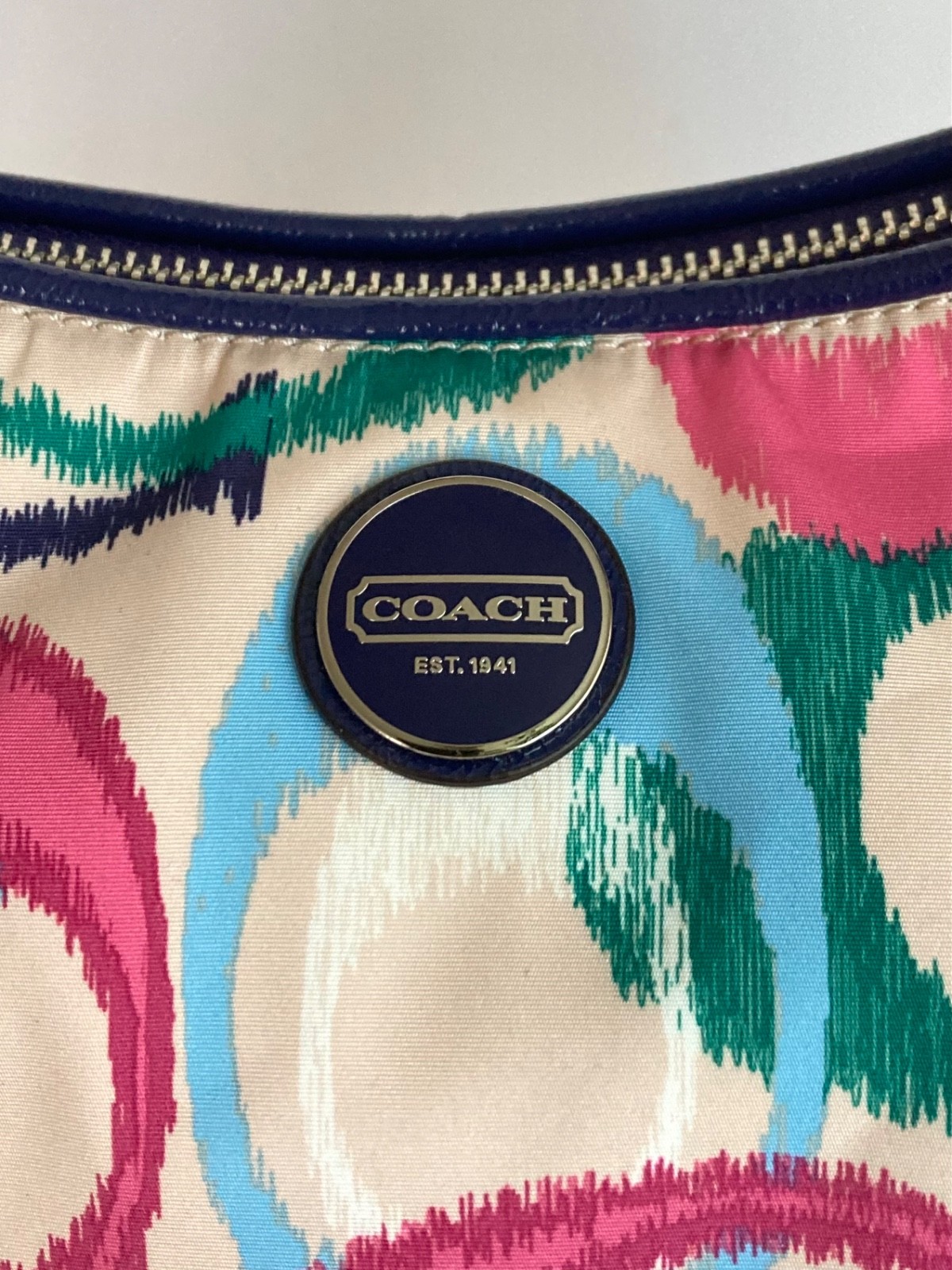 Coach Logo SIS IKAT Convertible Handbag Crossbody New with Tag $298.00