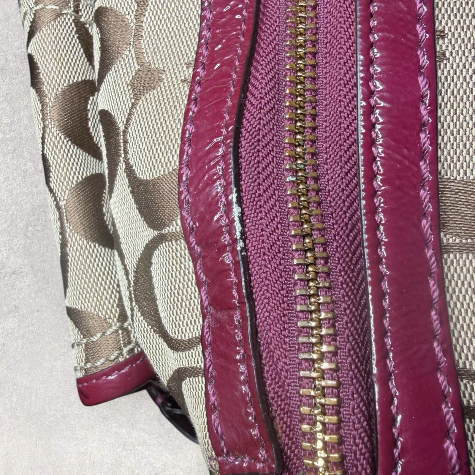 Coach Legacy Signature Turnlock Shoulder Bag In khaki and burgundy • Y2K