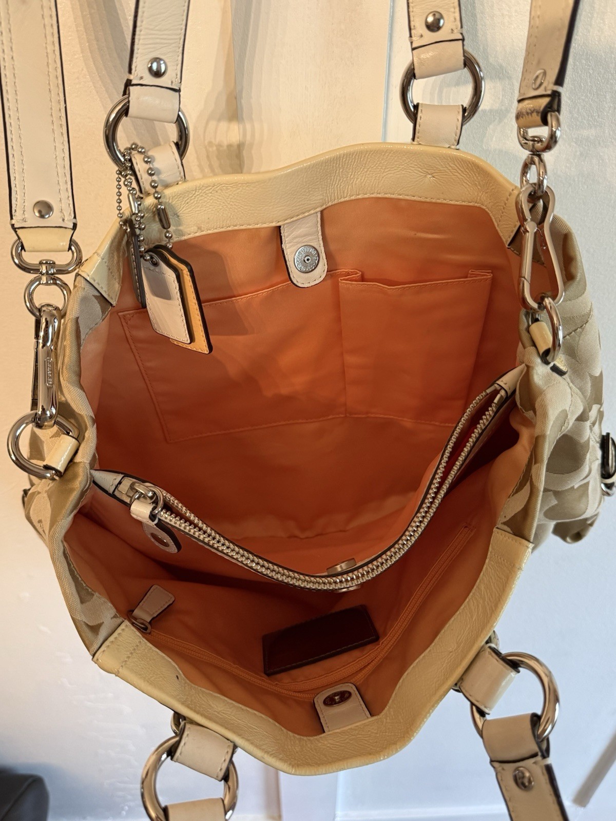 Coach Y2K Khaki Beige Signature Shoulder Bag Purse w/ Flap Wallet Silver HW READ