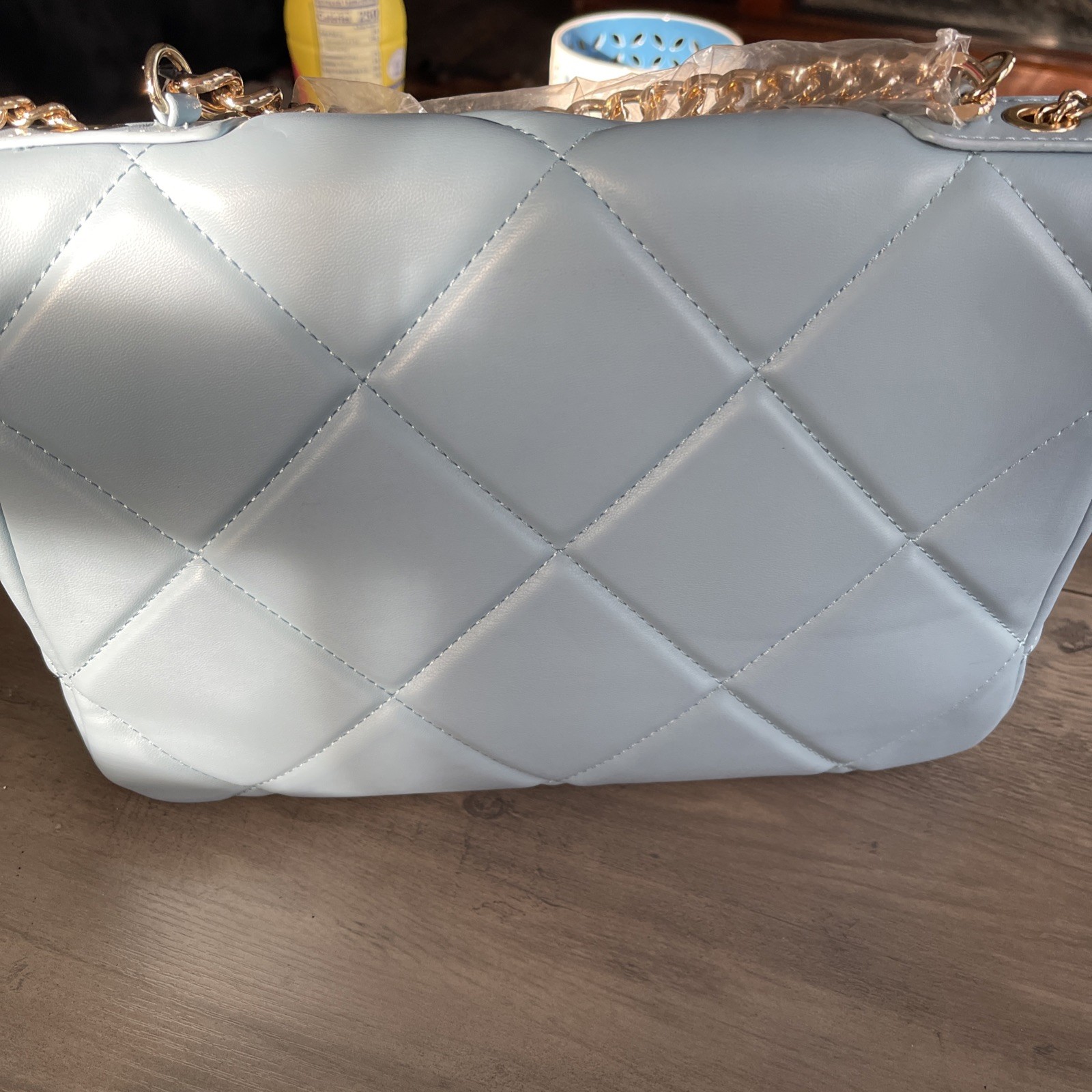 BMH 300 Badgley Mischka Light Blue Big Quilted with Letter Lock NWT MSRP 139.00
