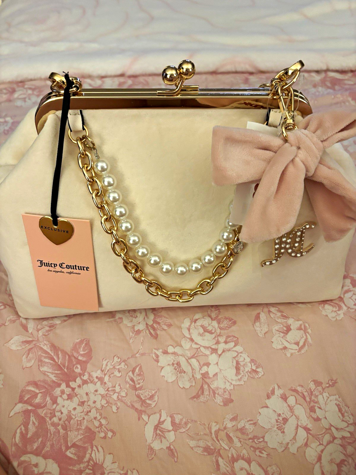 Juicy Couture Charm Haus Frame Clutch White Bow Pearl Chain Gold