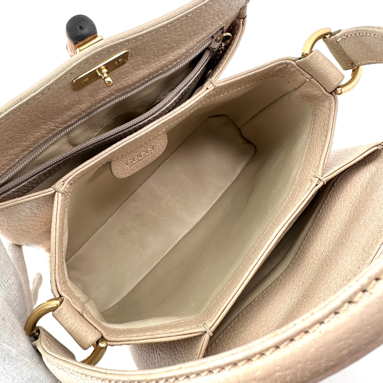 Gucci Hand Bag Bamboo Turn Lock Leather Beige Authentic 297T0417
