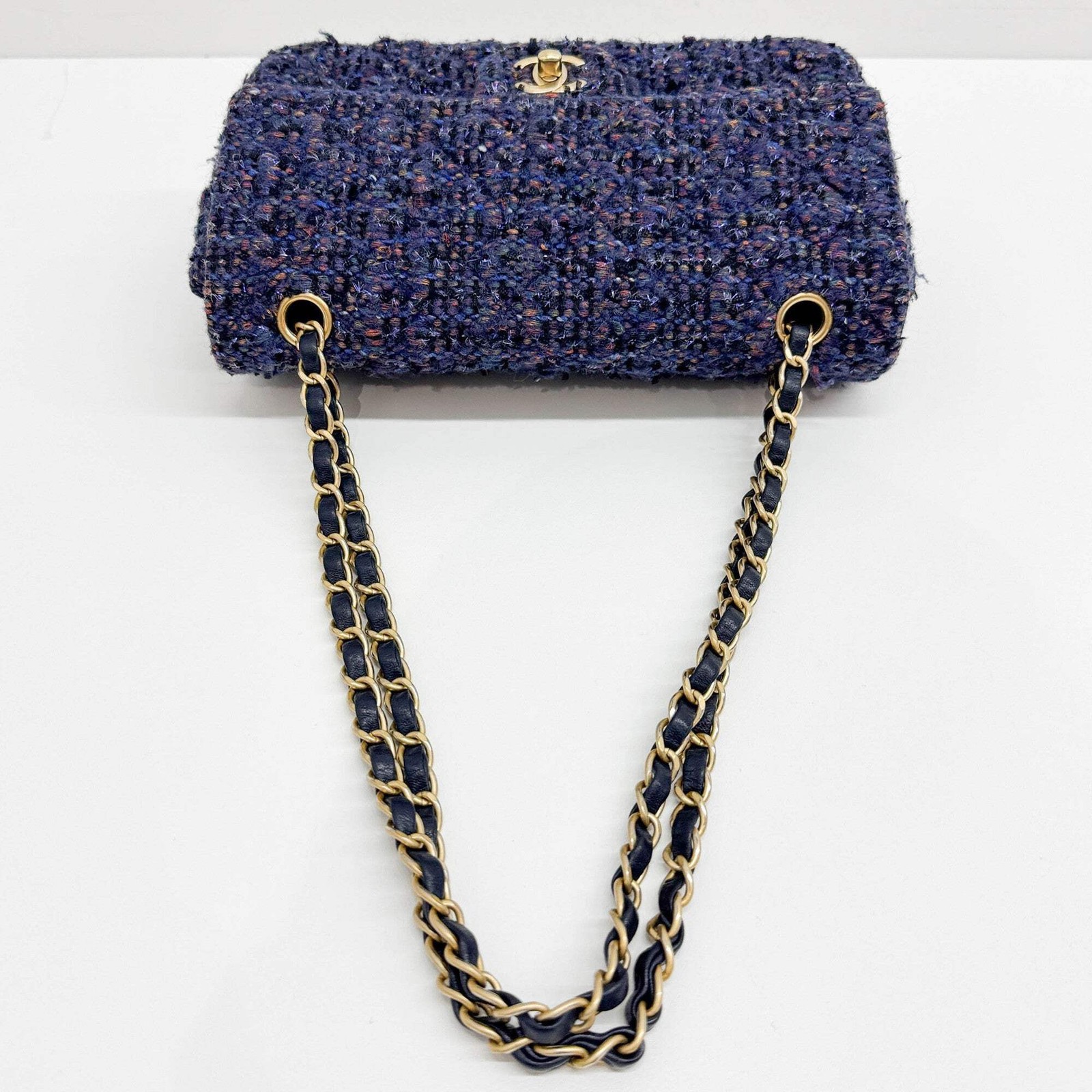 CHANEL Classic Flap 2018-2019 Matelasse Navy Blue Tweed Shoulder Bag