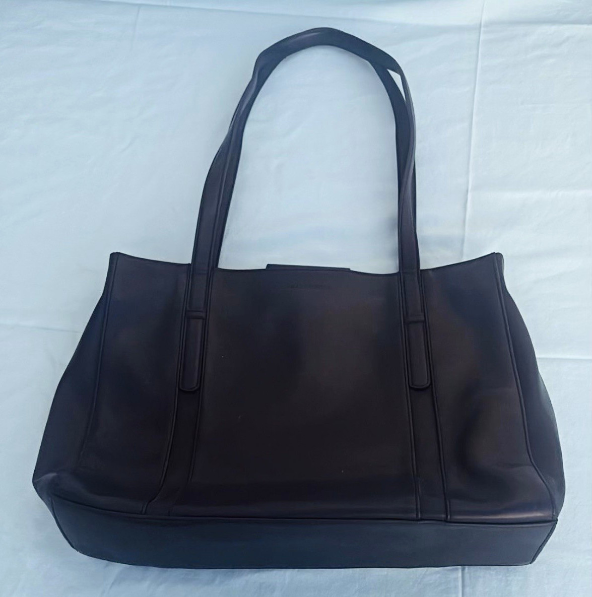 Nine West Black Tote Shoulder Bag Purse Zip Top Double Handles Inner Pockets