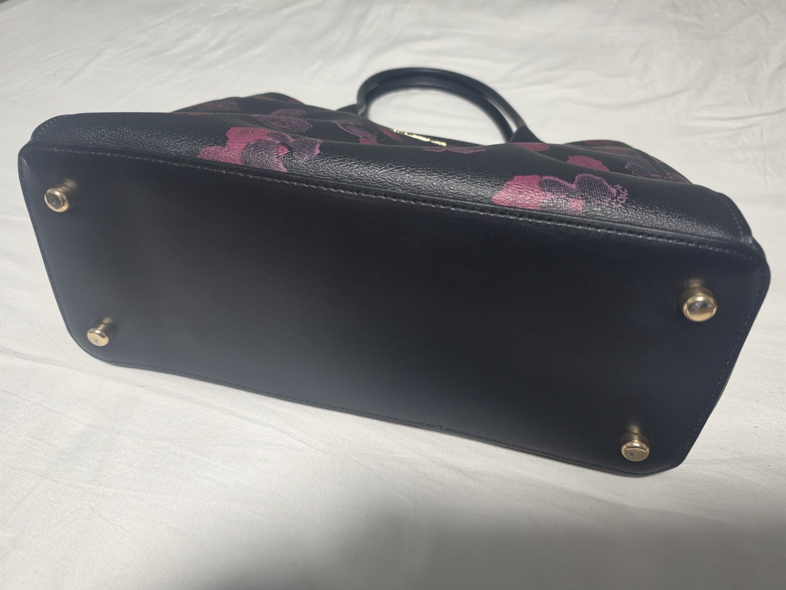 Coach Black Floral Medium Tote Bag Zip Closure Gold Hardware Logo Charm