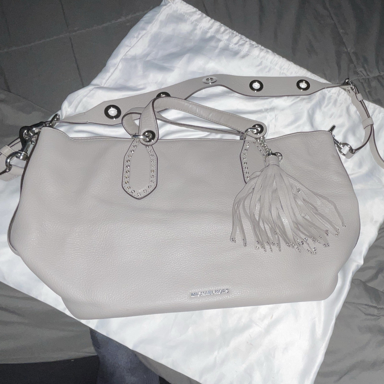 Michael Kors Pearl Gray Medium Shoulder Bag Pebbled Tassel Zip Silver