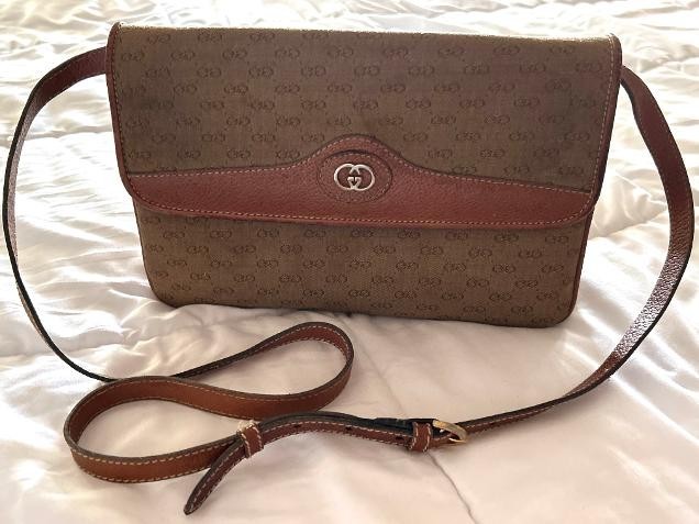Vintage Gucci Micro Fabric 3 Section GG Shoulder Bag Knight Shield Crest ~ Auth