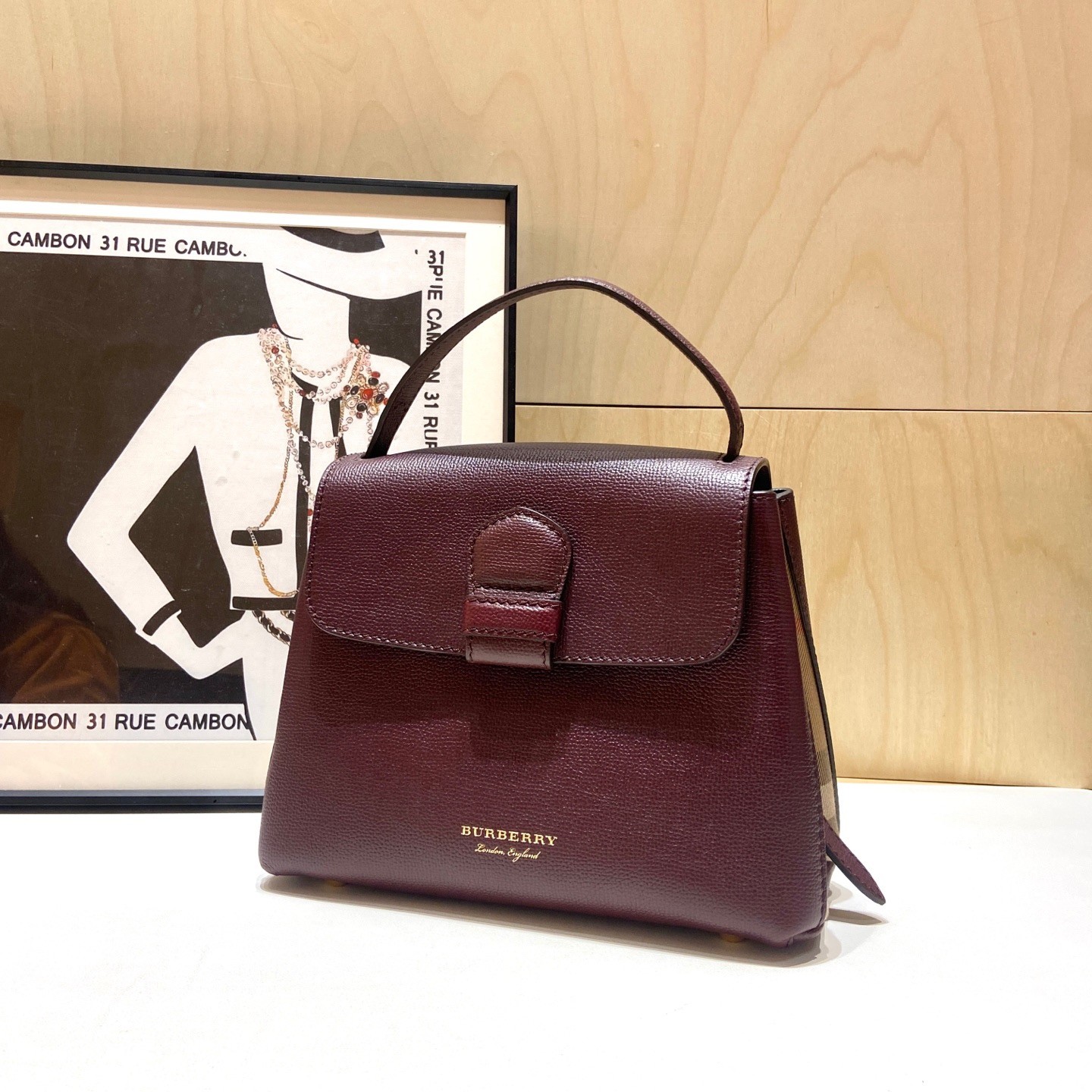 AUTH Burberry Burgundy Crosshatched Leather Top Handle Crossbody Bag