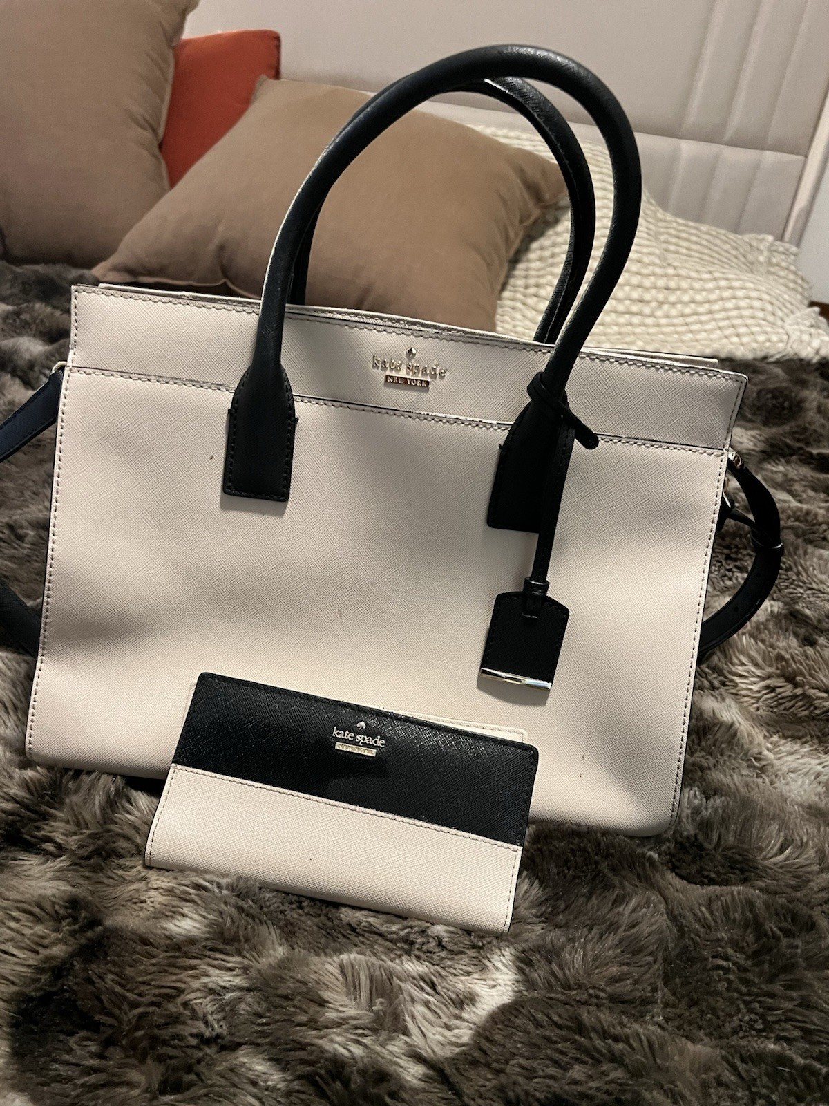 Kate Spade New York Beige/Black Colorblock Satchel Zip, Wallet, Silver HW
