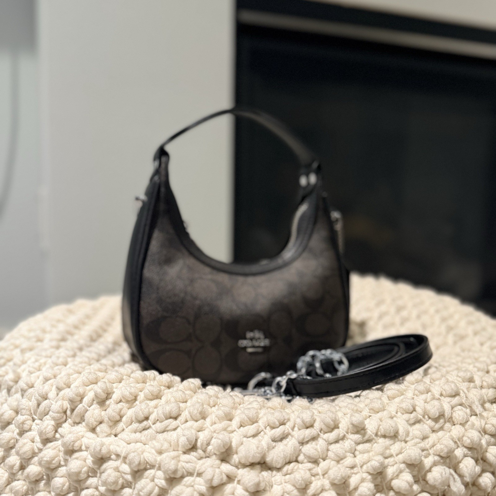 Coach New York Emily Signature Canvas Shoulder Bag New Without Box
