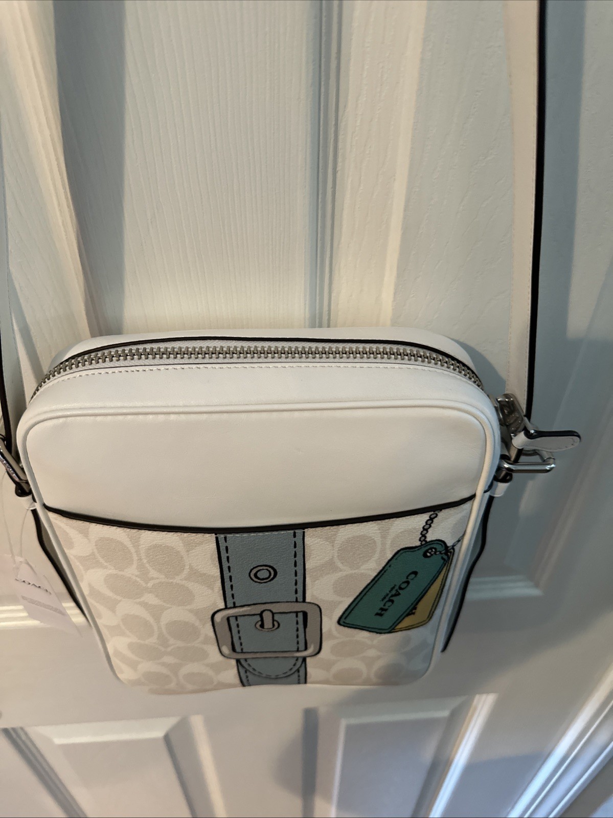 Coach (CH200) Unisex Hudson 21 Medium Chalk L’oeil Print Coated Canvas Handbag