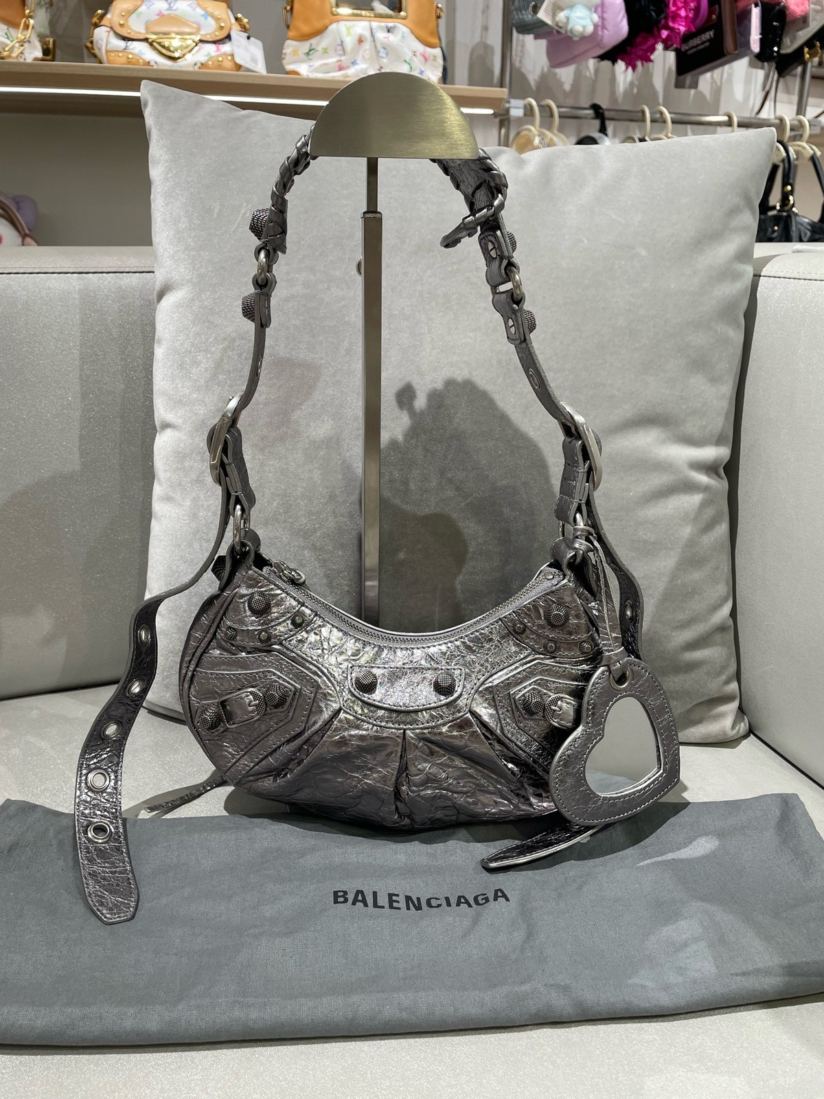 Balenciaga Pre-Owned Authentic LE CAGOLE Hobo Bag Silver 6713090GT3Y8103