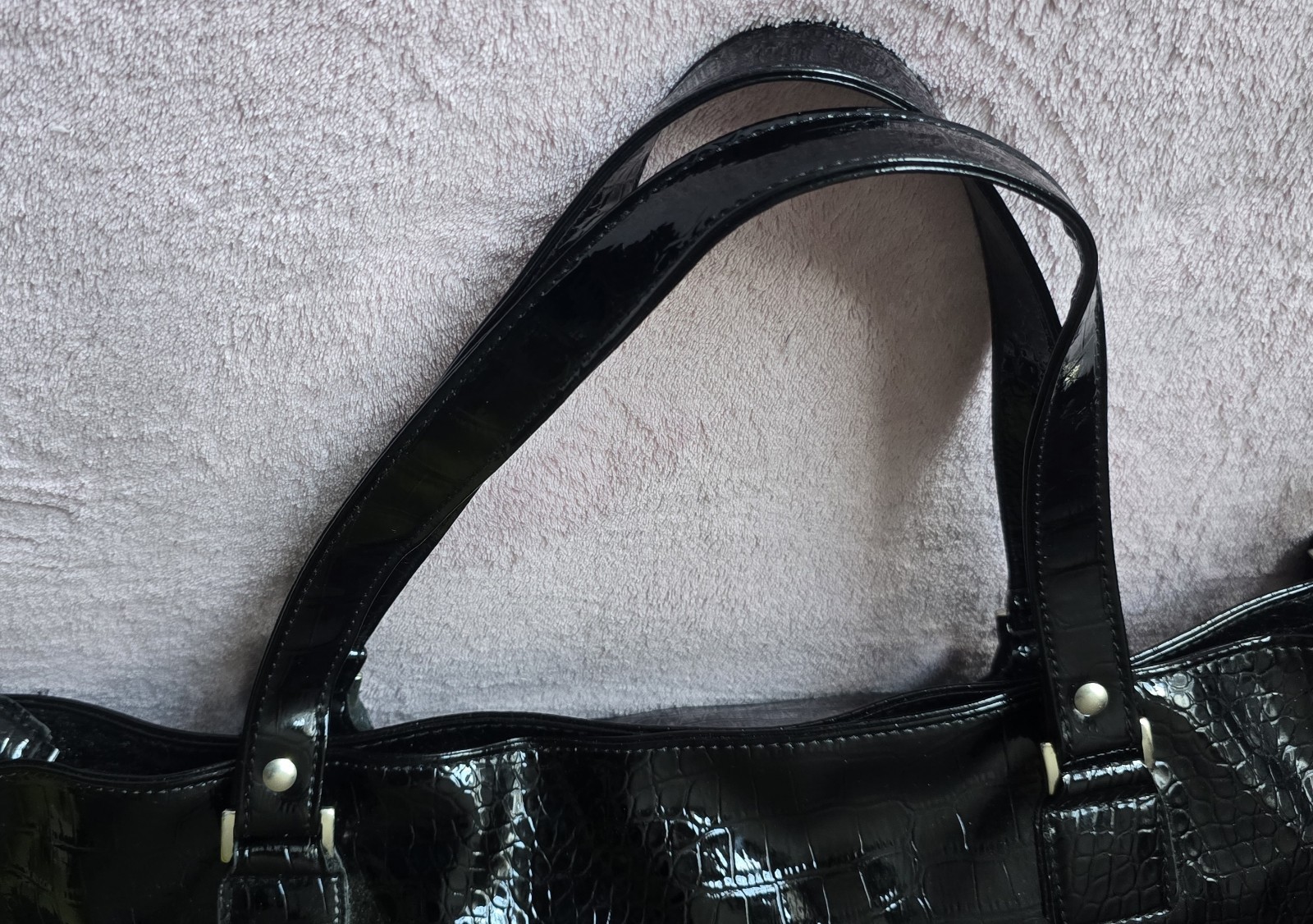 New JM New York Blck Bag/Purse/Padded Tote, shoulder strap, inner pockets, case