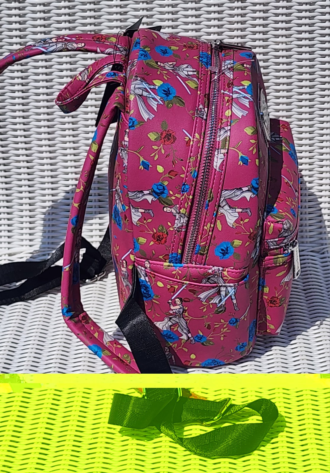 NEW W/TAG 💕Loungefly Disney Star Wars Pink Mini Backpack