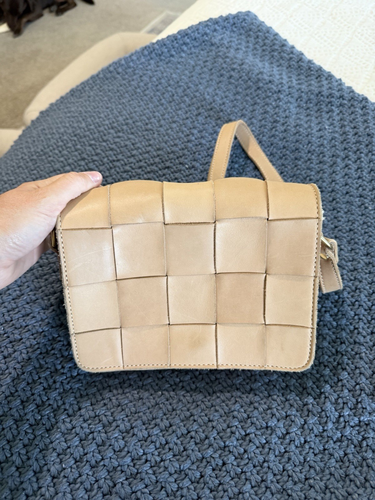 Parker Clay Tan Small Crossbody Bag Magnetic Closure Gold Hardware w/ Dust Bag