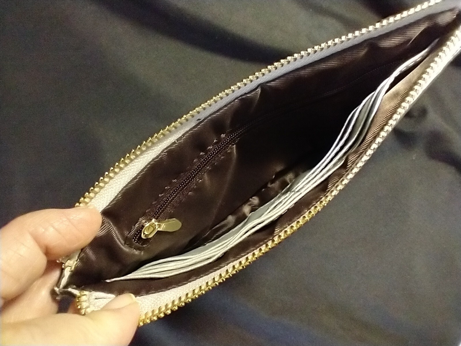 Yaluxe Silver Leather Wristlet Small Clutch With Tags and Original Gift Box