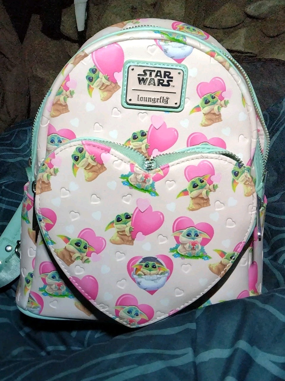 Star Wars Baby Yoda Grogu Heart Mini Backpack – Valentines Day Mint/Pink – Used