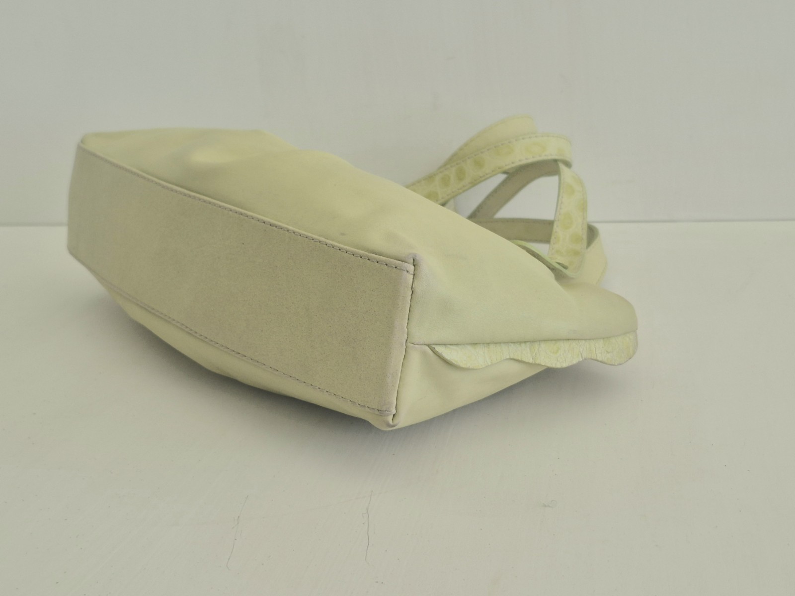ROBERT PIETRI Spain Tea Green leather & Celery Green Croc Embossed Trim M Tote