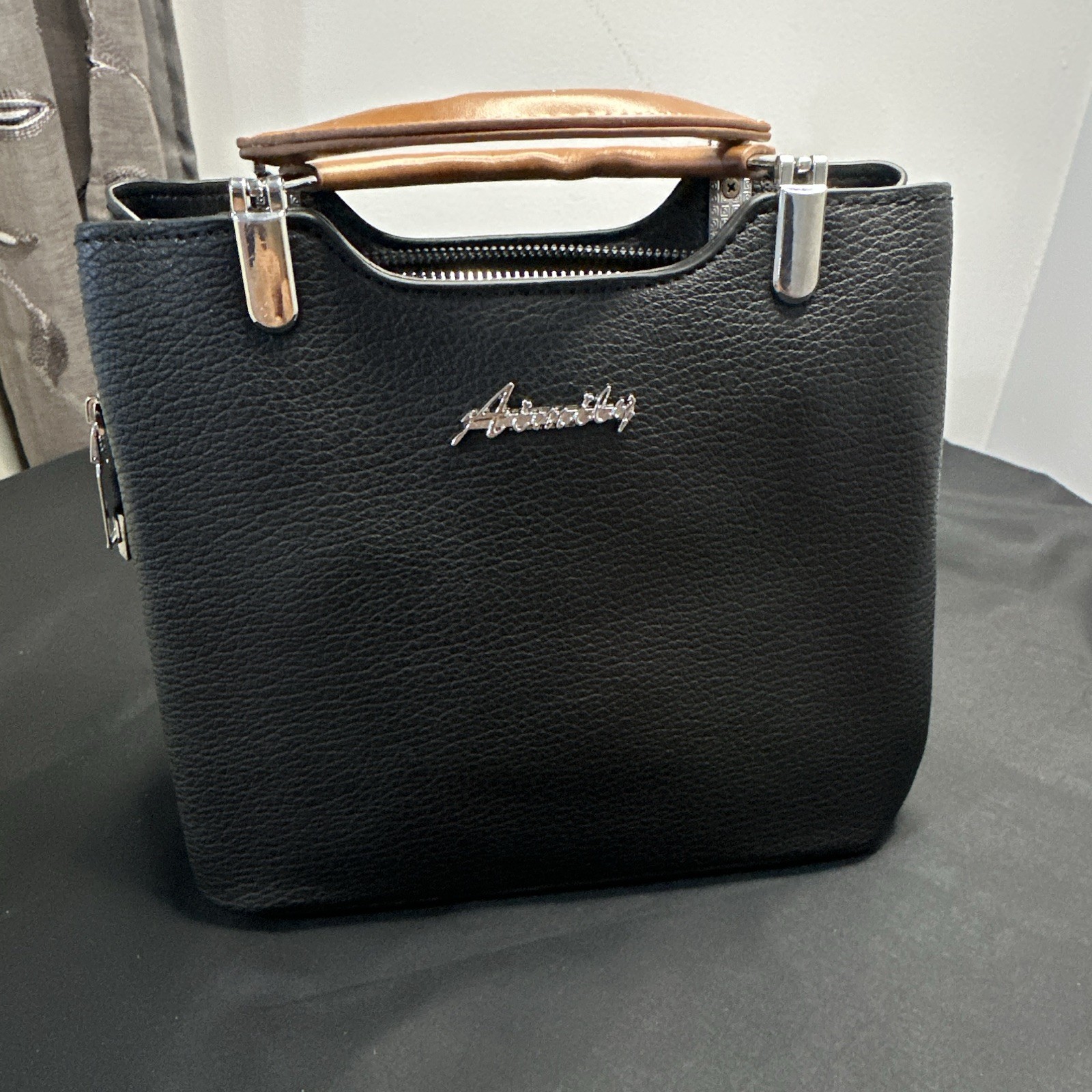 Black Pebbled Satchel Top Handle Bag, Zip Closure, Silver Hardware, Beige Lined