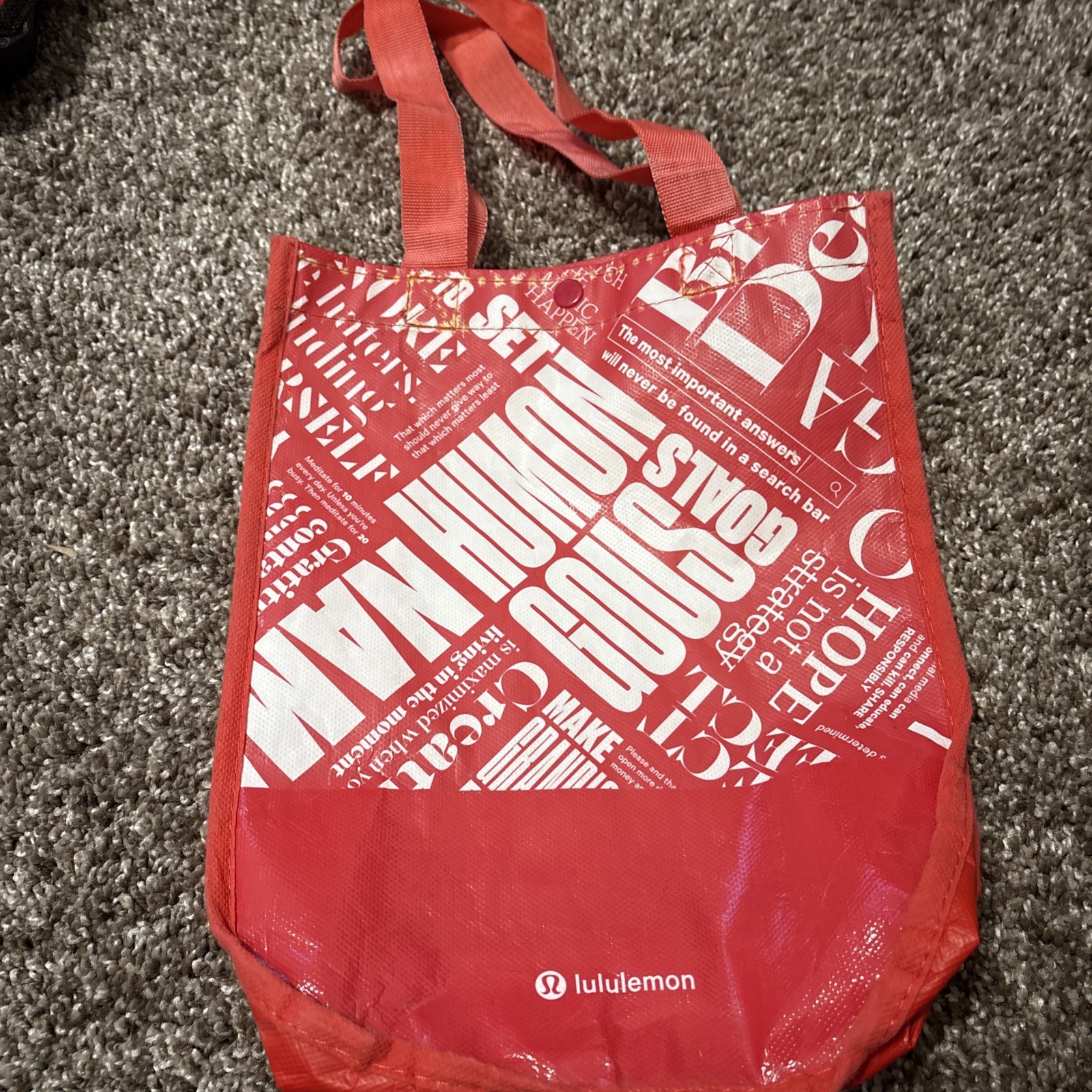 Lululemon Lot Of 5Reusable Shopping Bag Totes Small Red/Green/White