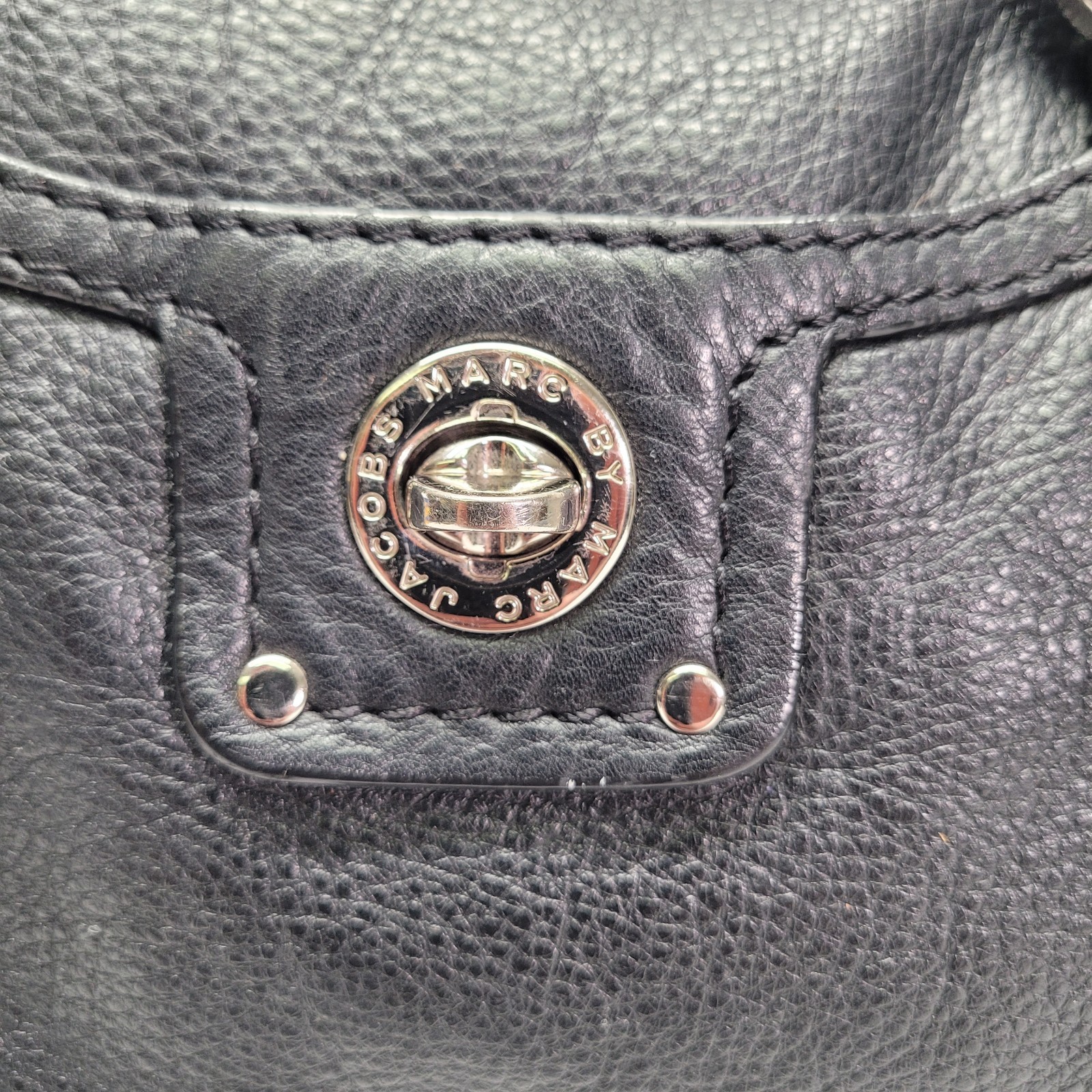 Vintage MARC By MARC JACOBS Totally TurnLock Satchel bag Y2K Black Leather