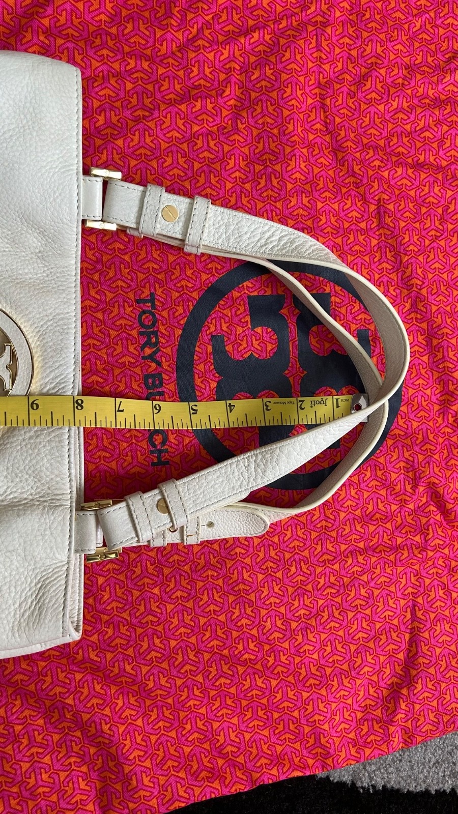 Tory Burch Amanda Slouchy Tote Off-White Pebbled Leather Gold Logo Shoulder Bag