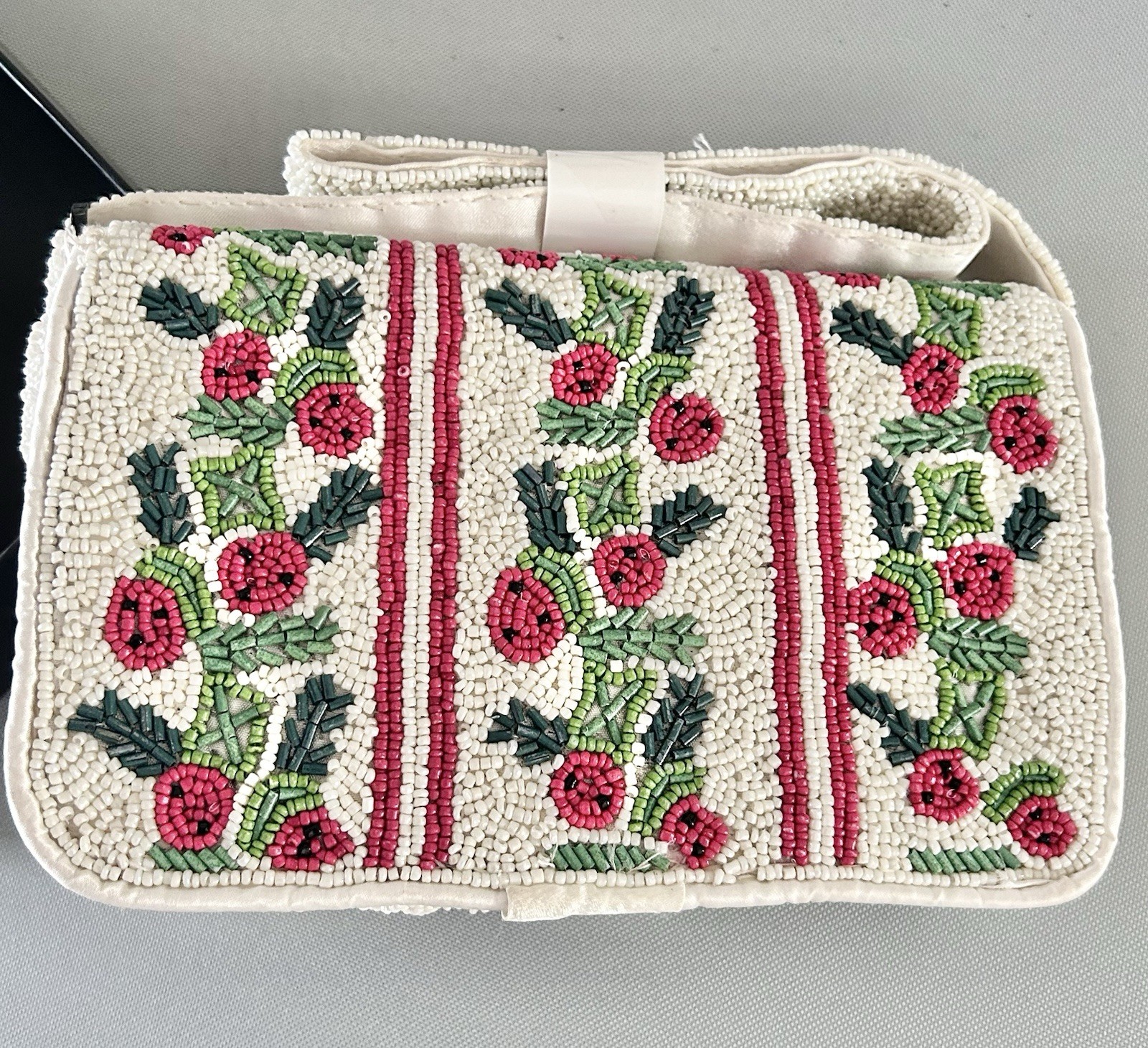 Rachel Zoe Holly Berry Beaded Holiday Shoulder Bag White Green Red New
