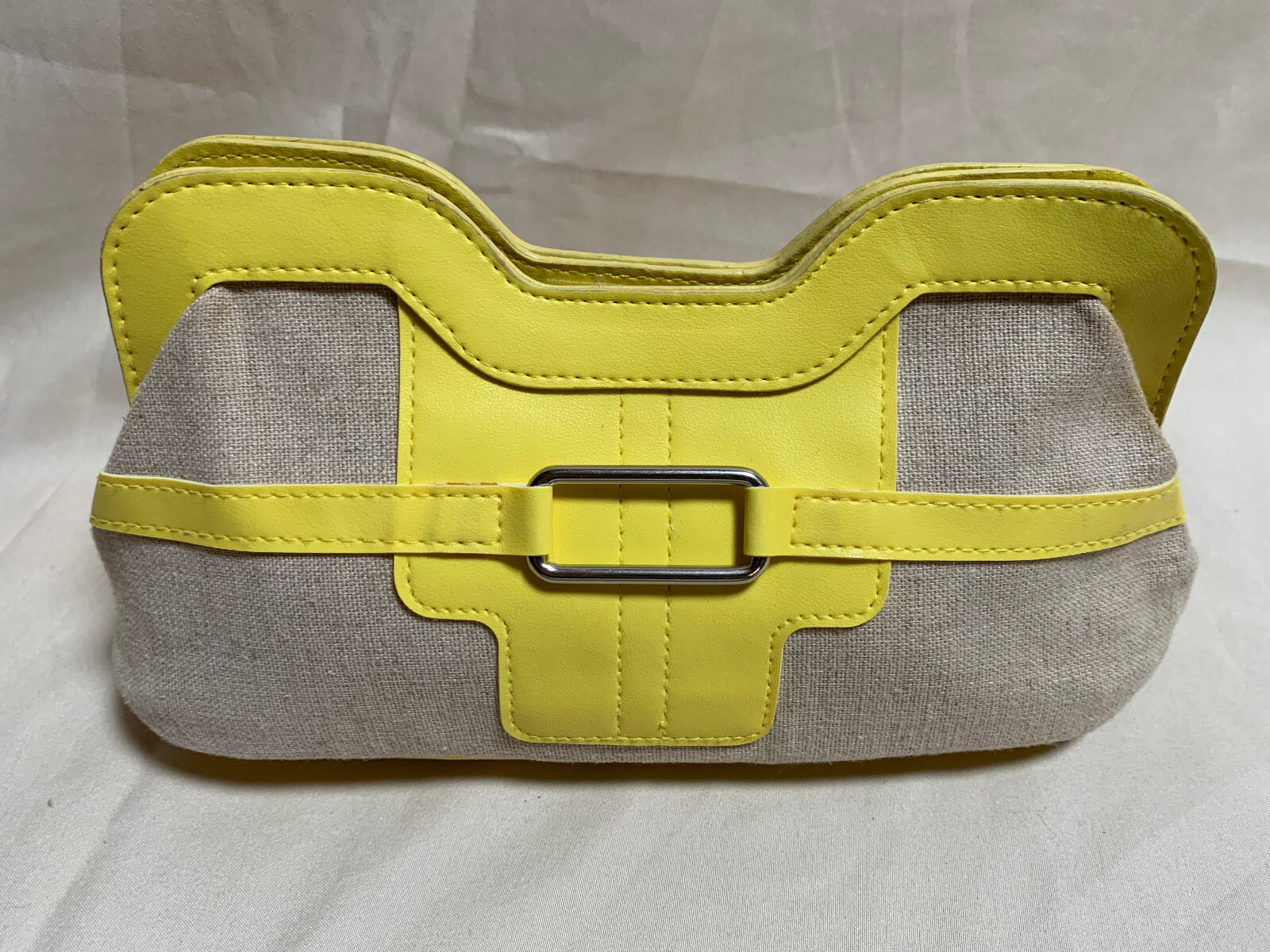 Elizabeth Arden Small Clutch Purse With Hook and Loop Closure