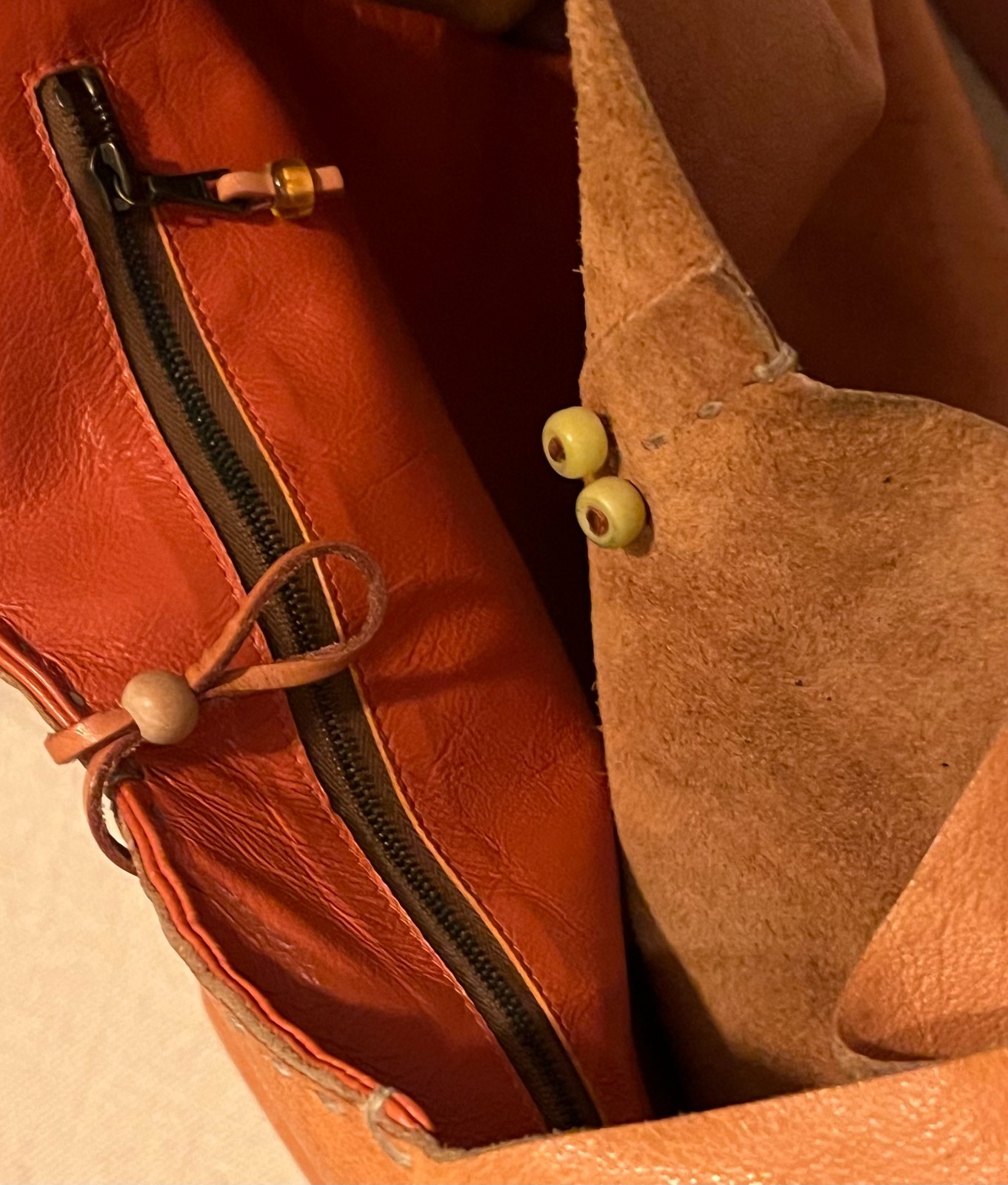 HENRY CUIR Butterscotch Leather One Handle Shoulder Bag Dog Embroidery Bead Used